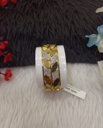 Fashionable 24K Gold Bracelet – Perfect for All Occasions