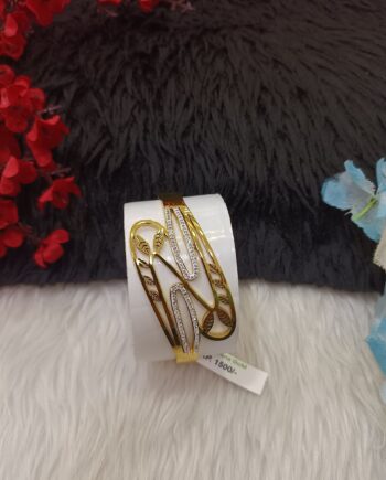 Traditional 1 Gram Gold Plated Kada – Royal Finish